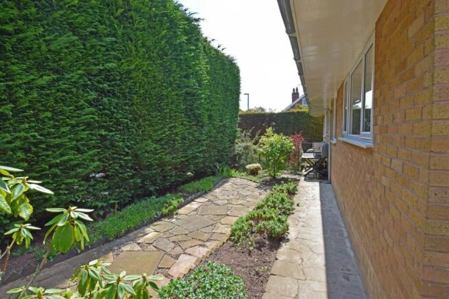 48 Santridge Lane, garden rear b.jpg