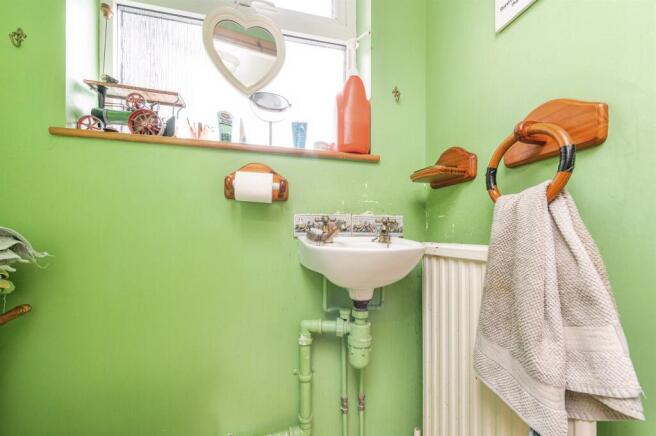 2 bed Semi-Detached for sale Image 9