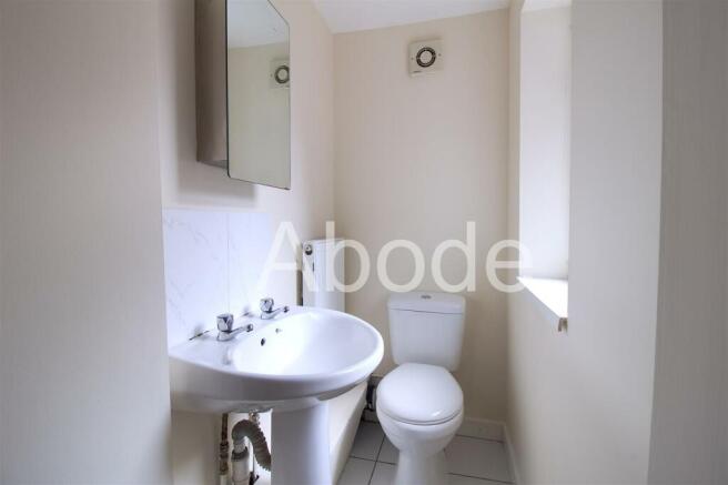 5 bed House to rent Image 8