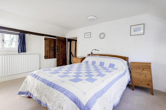 WHYTE COTTAGE_9.JPG