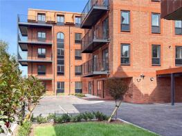 Flat 14, Station House, John Kirby Way, West Kirby CH48 5AD