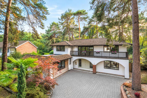 Coppice End, Pyrford, GU22