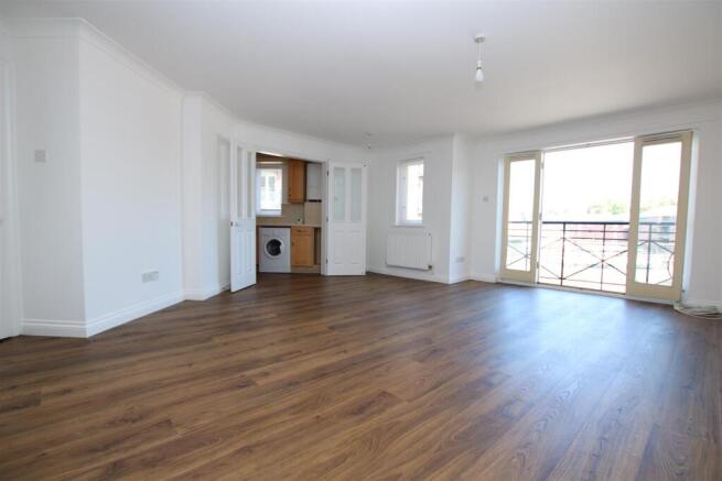 Living Room 4.JPG