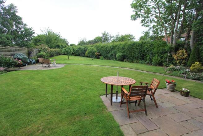 Garden 2.jpg
