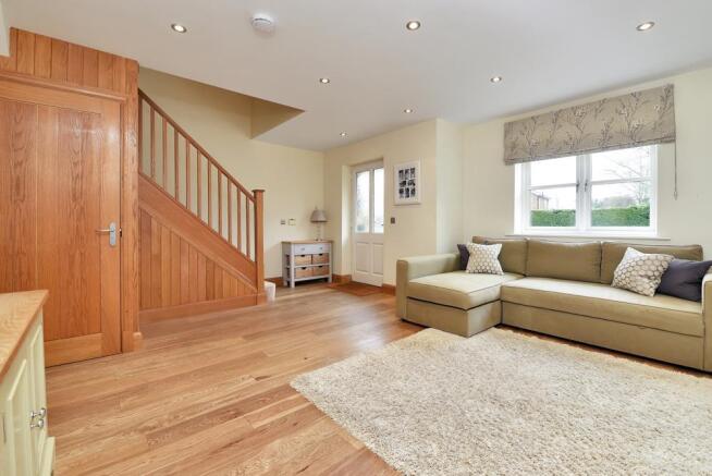 ENTRANCE RECEPTION