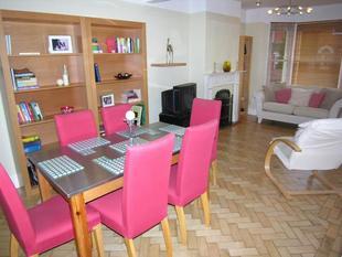 LOUNGE/DINER: