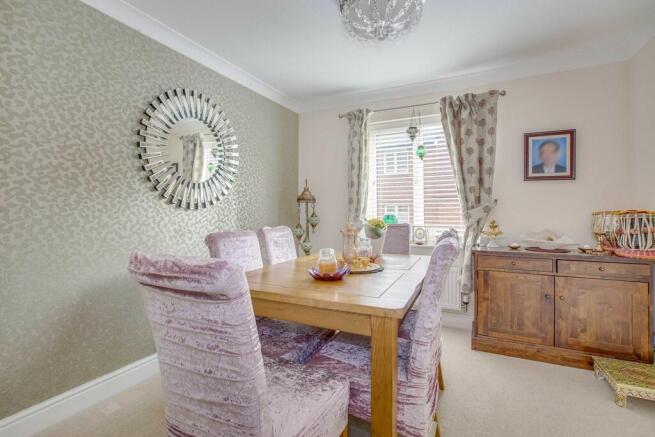 5 Linnet Avenue, ...