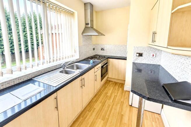 Flat 3, 1326 Bristol Road South, Northfield, Birmingham, B31 2TD
