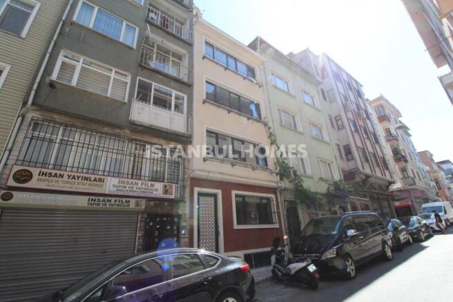 Photo 1