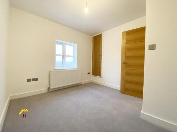 2 bed Town House for sale Image 6