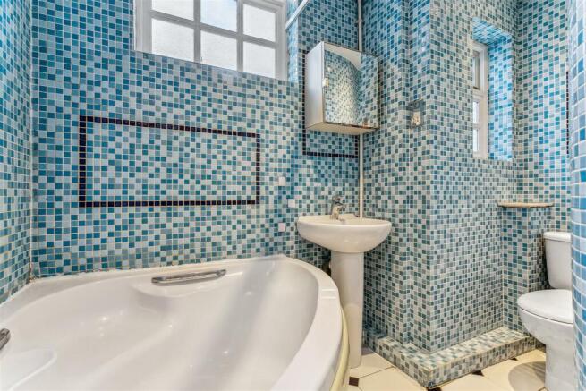 FOR SALE_Chiswick Road, W4