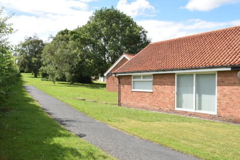 Ash Tree Walk, Tadcaster, North Yorkshire, LS24