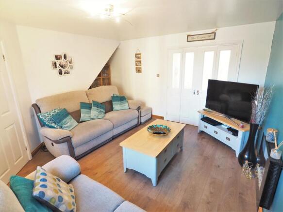 Lounge Into Dining Room 743