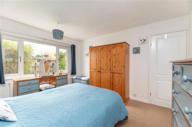 3 bed Semi-Detached for sale Image 6