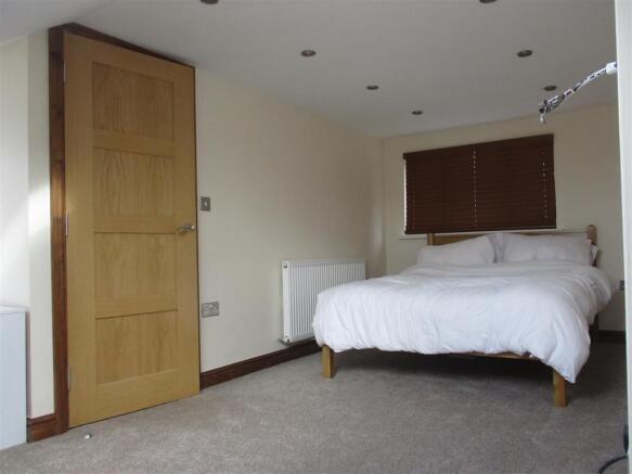 4th bedroom