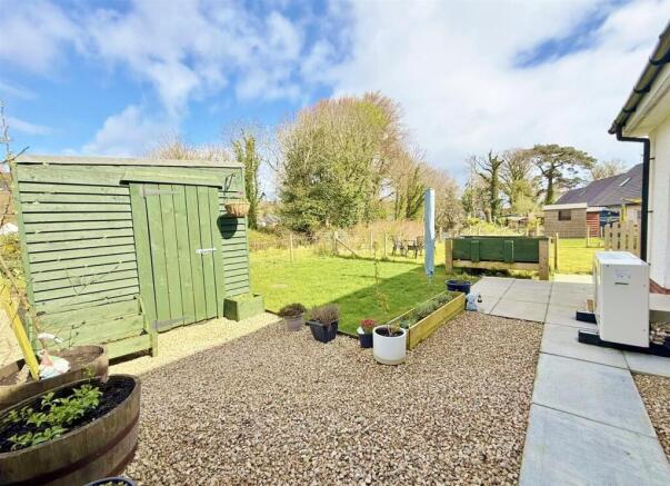 Rear enclosed garden