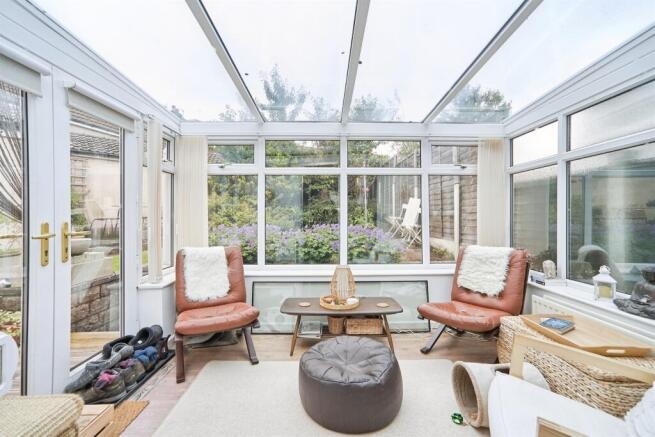 2 bed Semi-Detached for sale Image 8