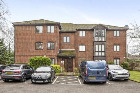 Glenlyon Court, 26 Castle Road, Weybridge, Surrey, KT13