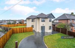 73, Silo Drive, Farncombe, Godalming GU7 3NZ