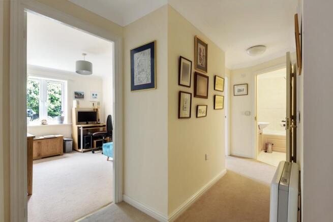 Photo 6