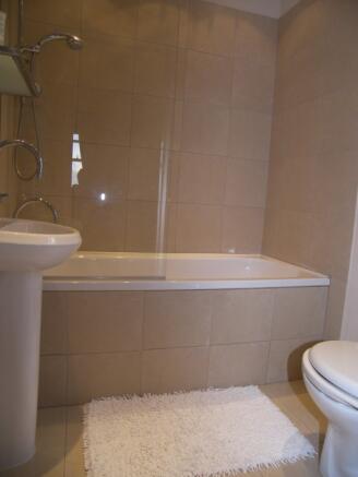 Bedroom 1 en-suite