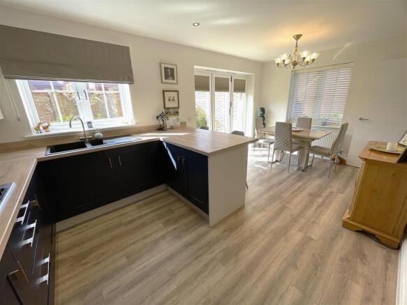 Kitchen Diner