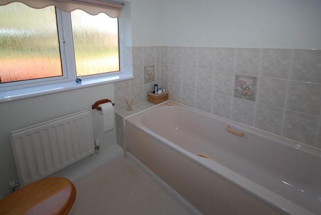 Family Bathroom 