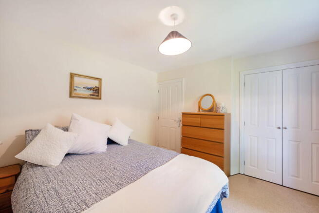 4 bed Detached for sale Image 7