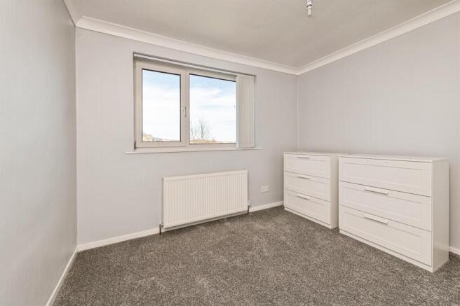 3 bed Semi-Detached for sale Image 8