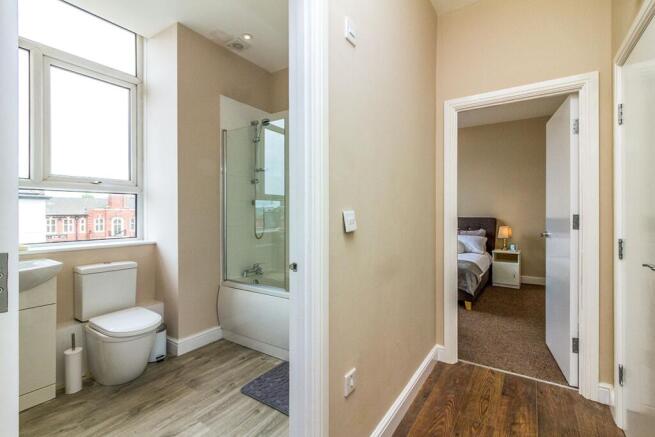 1 bed Apartment to rent Image 7
