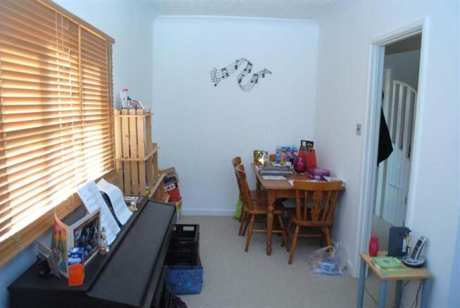 Photo 4