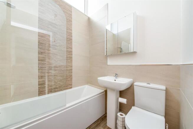 Bathroom.jpg