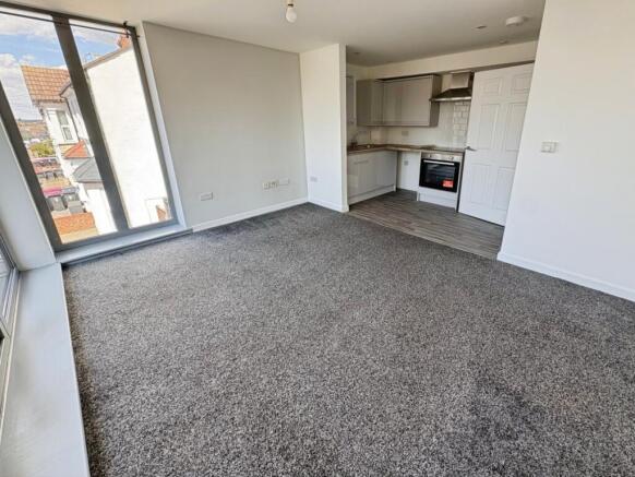 Lounge/Kitchen