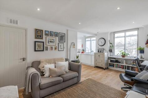 Westbourne Gardens, Hyde Park