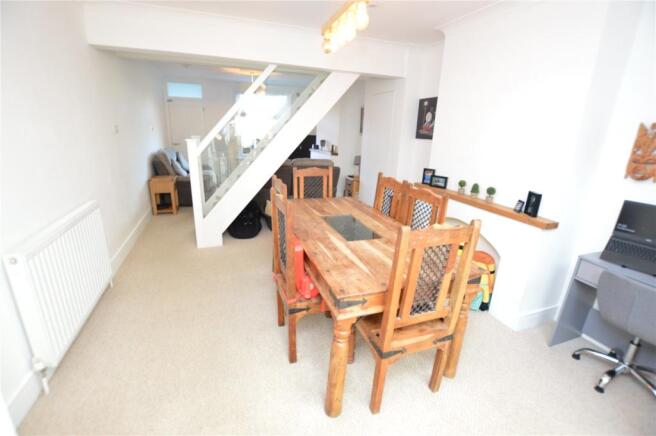 Lounge/Dining Room
