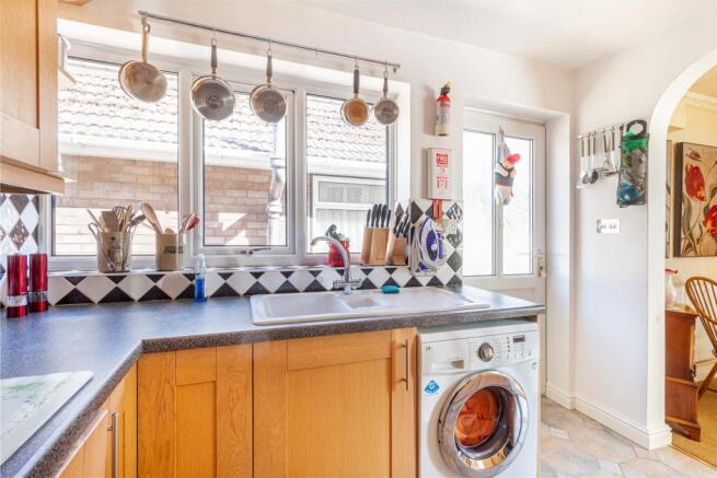 Kitchen-5.jpg