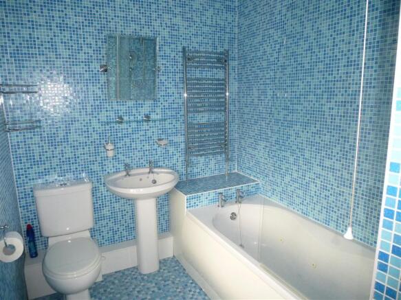 Photo 4