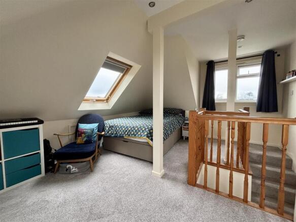 BedroomTwo6.JPEG