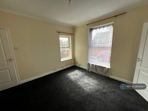 Dining Room/Lounge 3.77x3.46m