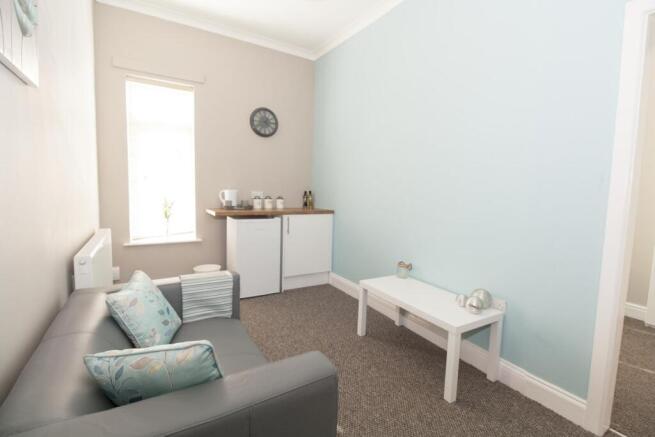 4 bed Terraced for sale Image 8