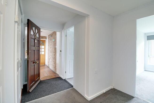 2 bed Apartment for sale Image 10