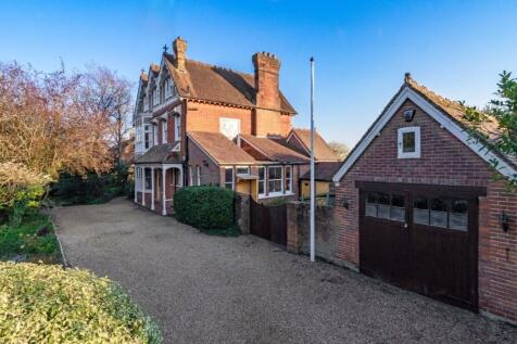 High Street, Ticehurst, East Sussex