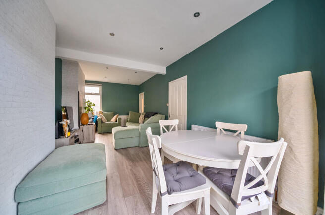 1396033-32-695d08...