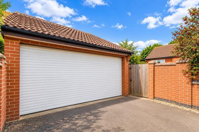Parking & Garaging