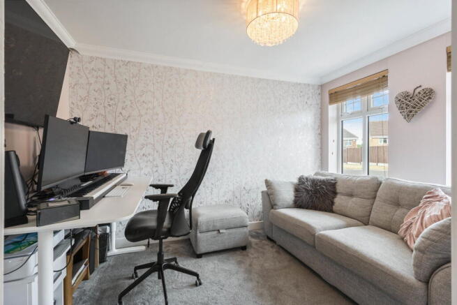4 bed Detached for sale Image 6
