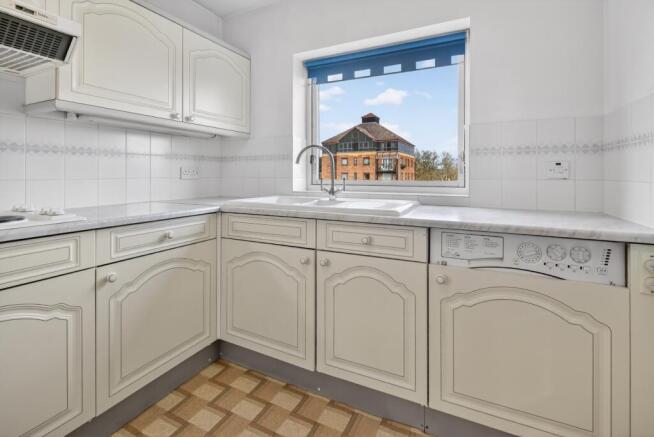 Kitchen (2)