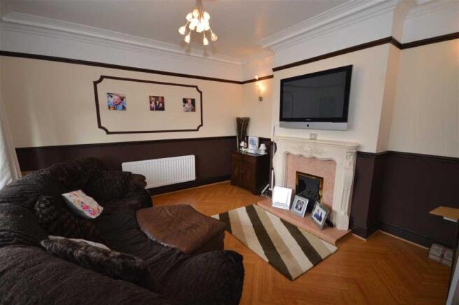 LOUNGE (2)