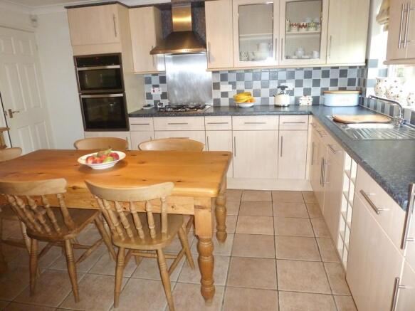 Kitchen/Breakfast Room