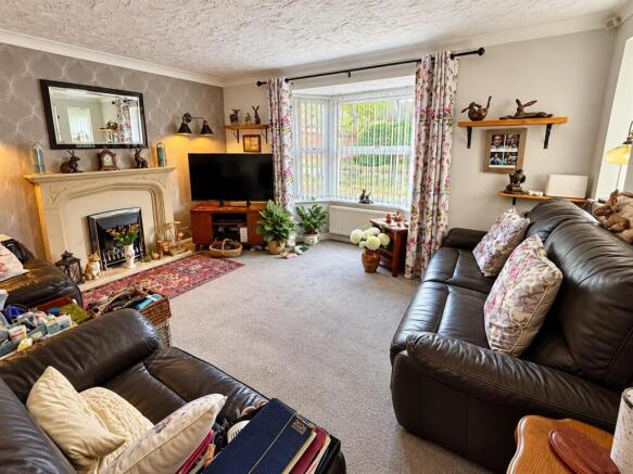 Sitting Room.JPEG