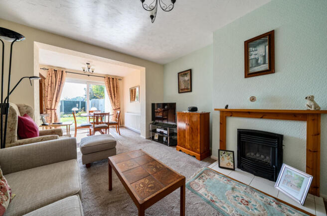 1360171-6-68da806...